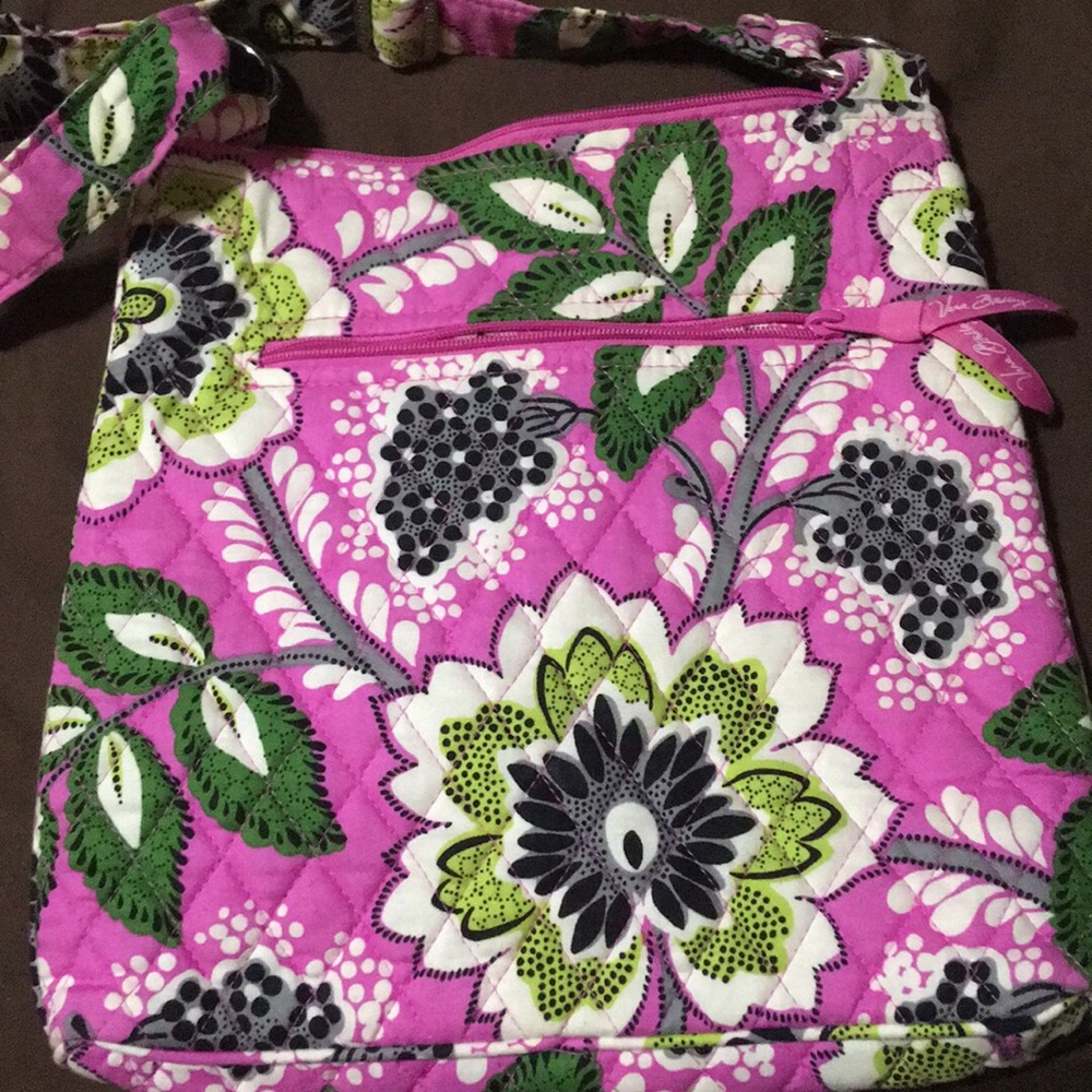 Vera Bradley Crossbody Hipster. Like New!